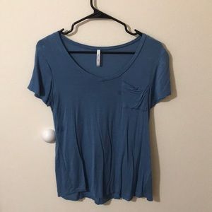 V-neck Pocket Tee